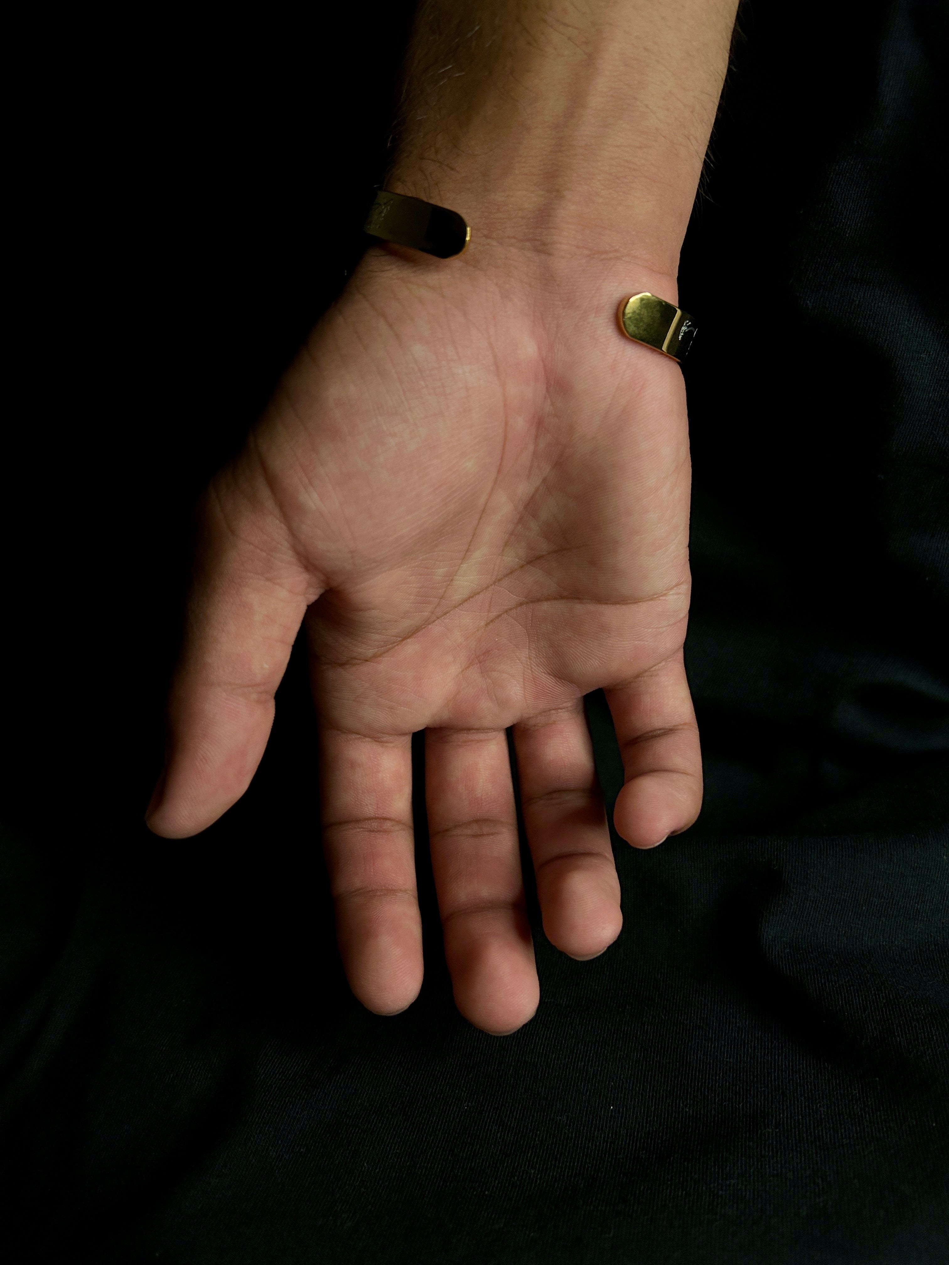 Ayat ul Kursi Cuff Bracelet – Faith, Protection & Style